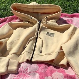Cropped yellow hoodie